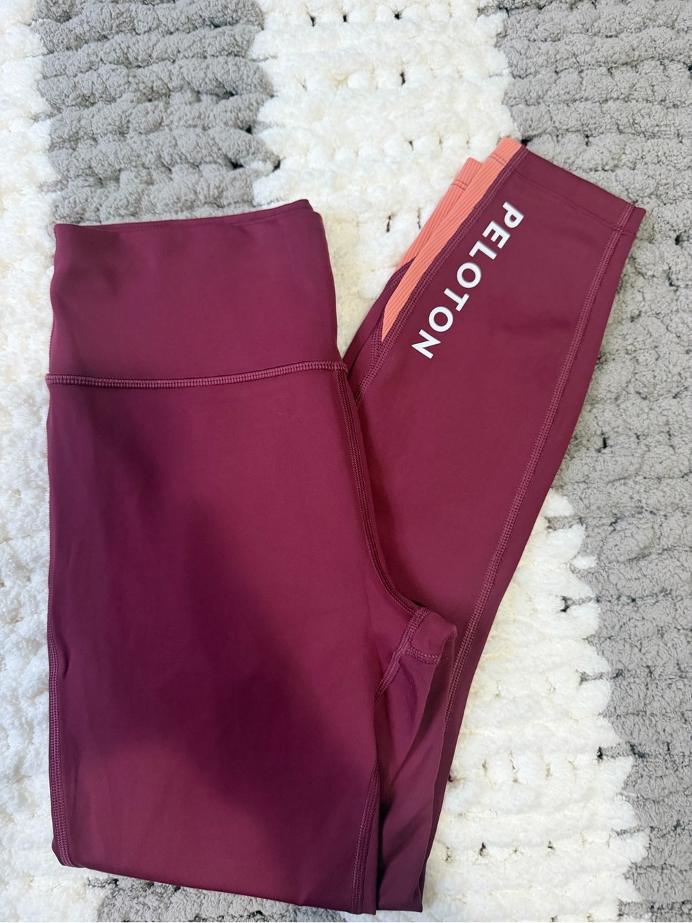 Peloton leggings size medium